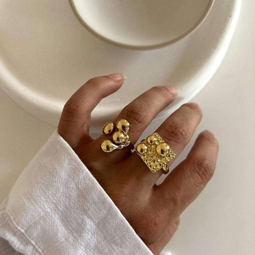Gold ring for artistic souls