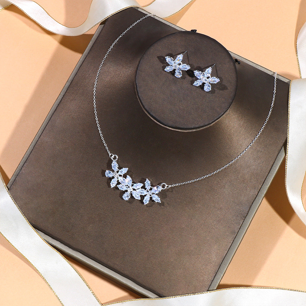 Crystal Flower Zircon Jewelry Set – Necklace & Earrings