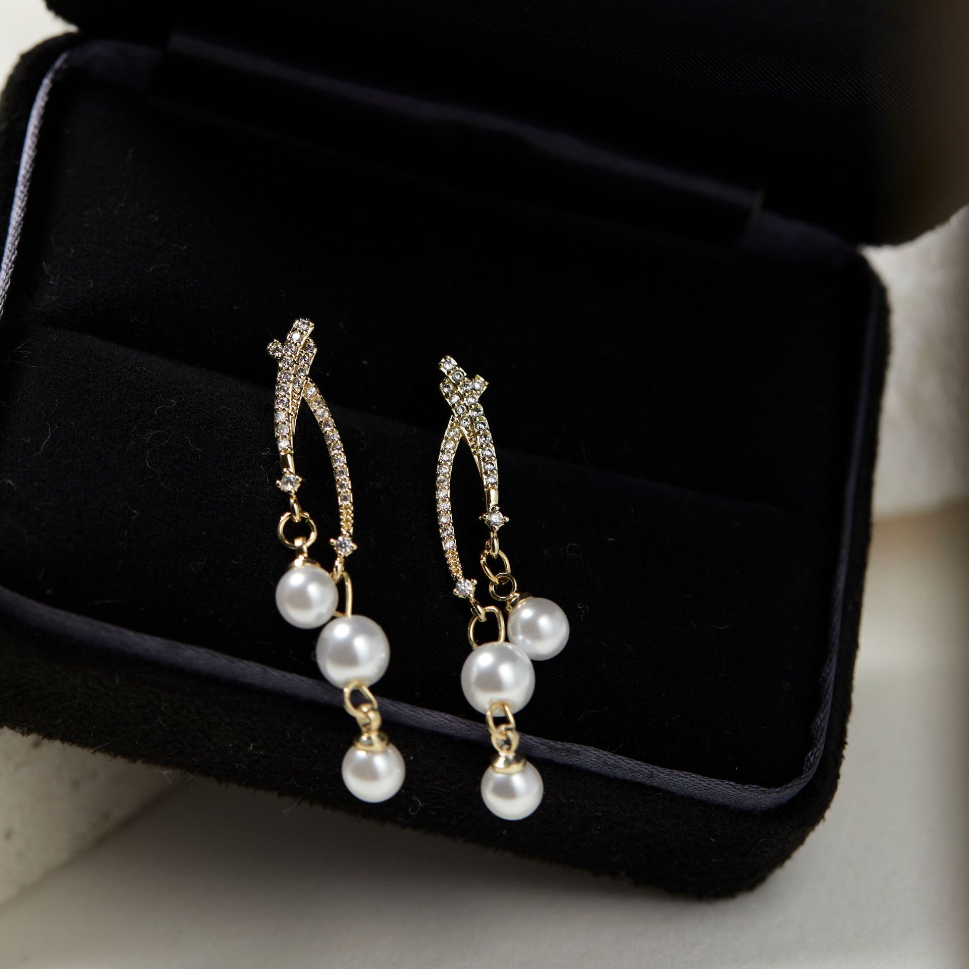 Elegant Pearl Spiral Earrings