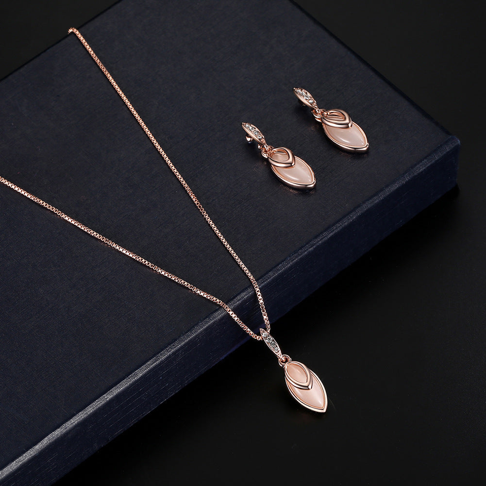 Bridal Gem Jewelry Set – Earrings & Necklace