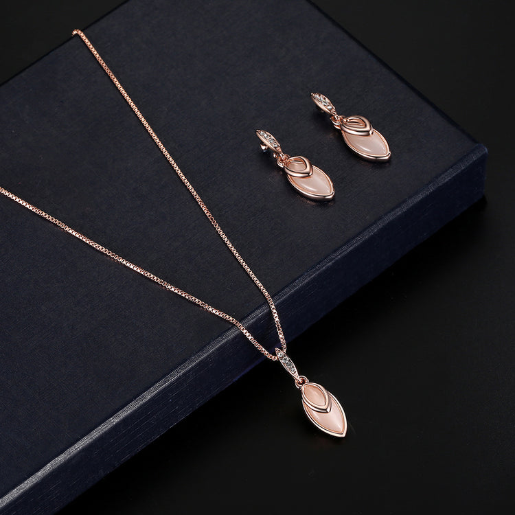 Bridal Gem Jewelry Set – Earrings & Necklace