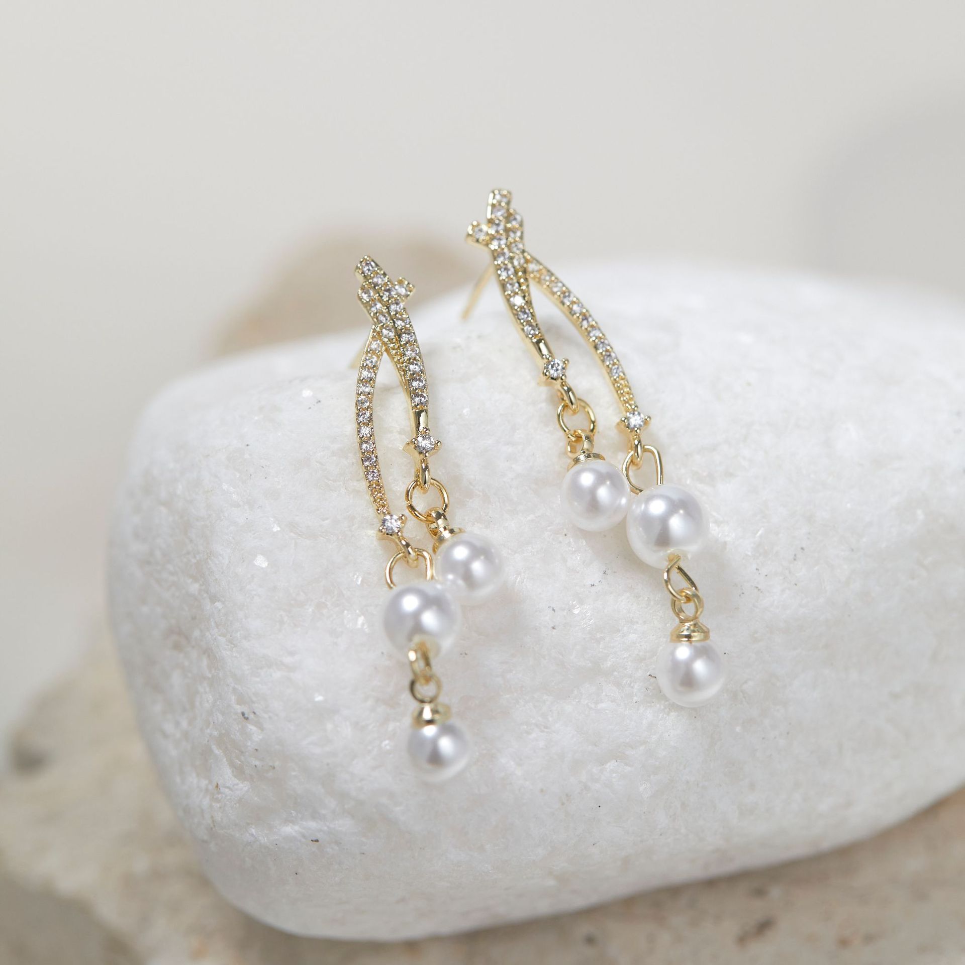 Elegant Pearl Spiral Earrings