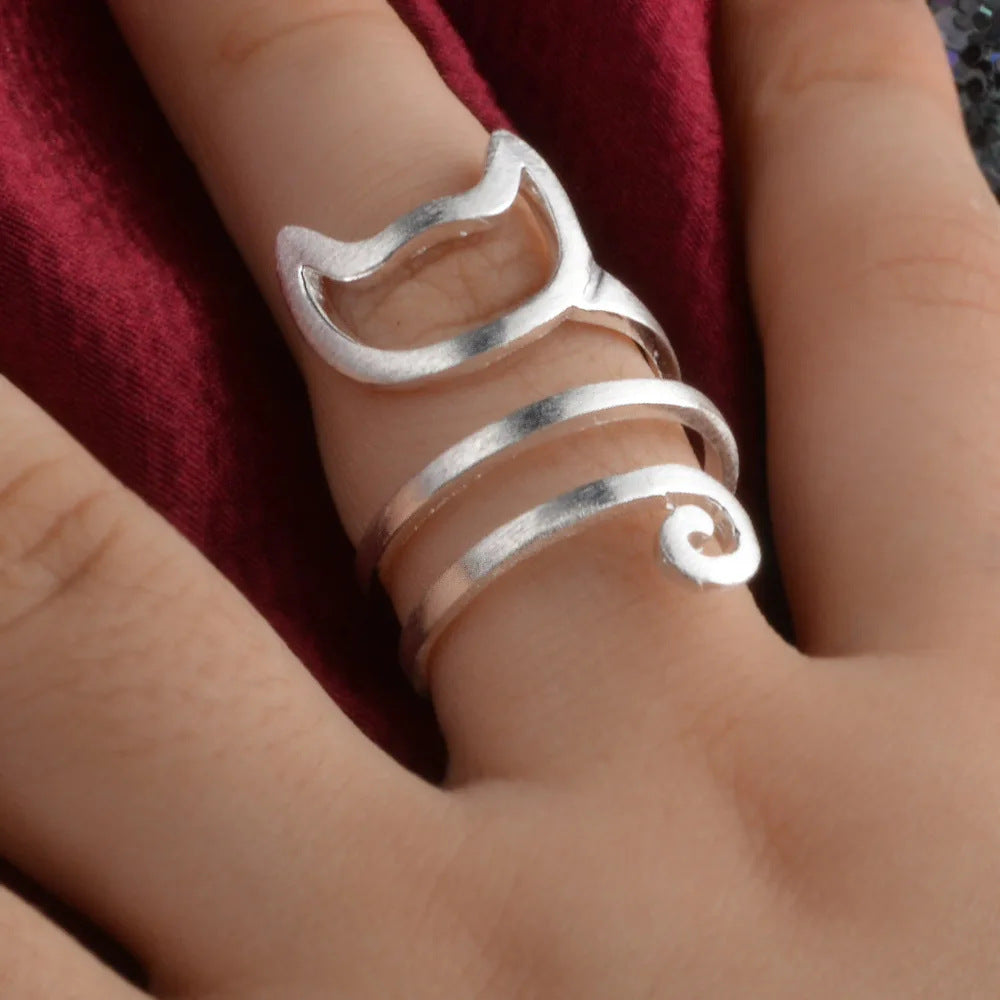 Little Paws, Big Charm — Silver Cat Ring